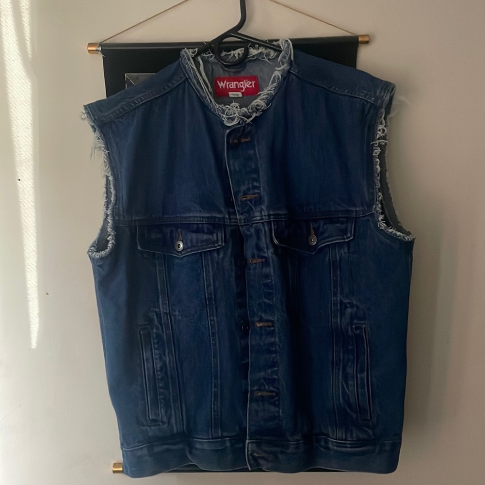 Wrangler cutoff jean jacket